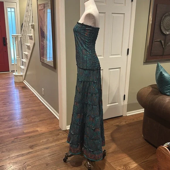 NWOT Amazing Aller Simplement Strapless Lightweight Tiered gowm dress teal Red - Picture 4 of 8
